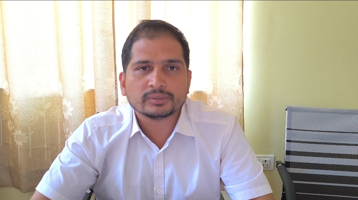 कार्यालय प्रमुख प्रमोद तिम्सिना