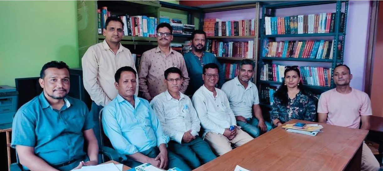 माक्सवादि अध्ययन प्रतिष्ठानकाे बैठक केन्द्रीय कार्यालय धनगढीमा सम्पन्न ।