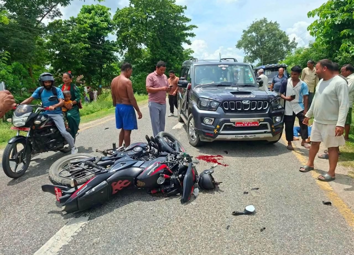 पशुसँग मोटरसाइकिल ठोकिँदा भट्टको मृत्यु, दुईजना पक्राउ ।